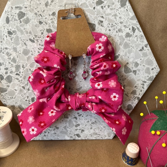 Pink Coquette Girl Scrunchie Bow with matching Earrings - Picture 7 of 8